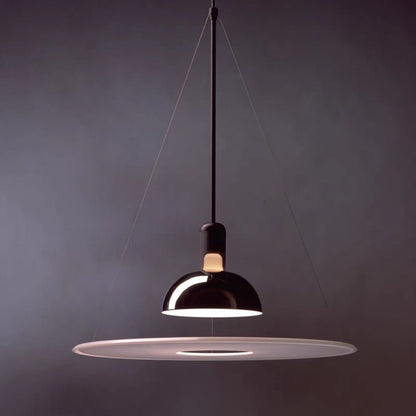 Pendelleuchte aus Metall und Glas | Glockenförmiger Schirm | Chrom, Schwarz, Rot oder Gold | LED mit 3 Lichtfarben
