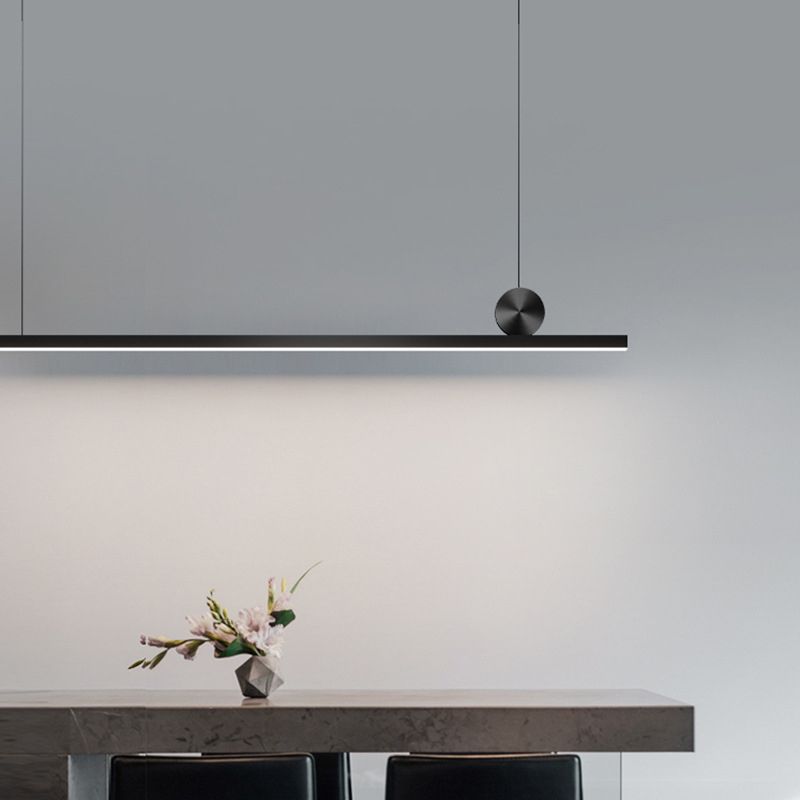 Pendelleuchte LED Linear | Asymmetrische Form aus Schwarzem oder Goldenem Metall | 3 Lichtfarben oder Dimmbar | 90–120 cm