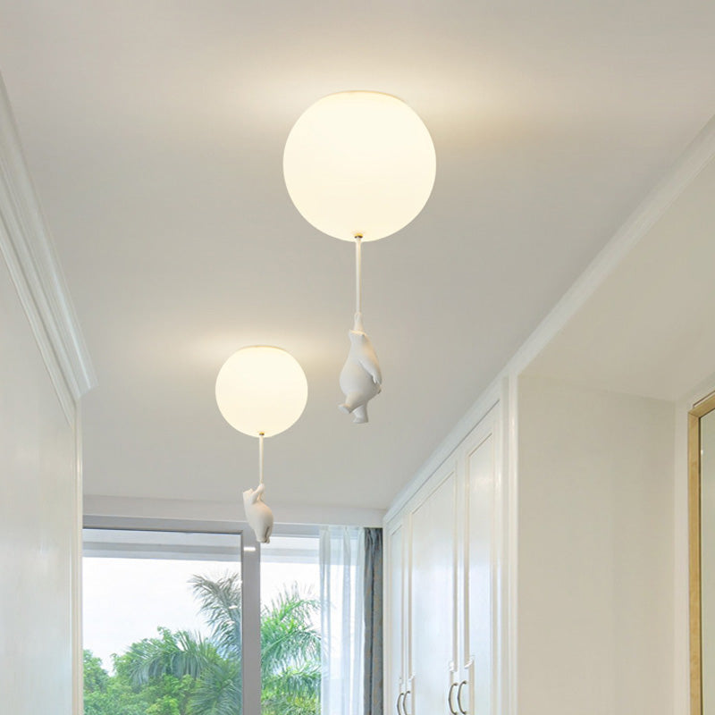 Taklampa Barnrum | Björn med Ballong i Metall och Akryl | Tre Modeller | Ø 15–25 cm eller Set med 3