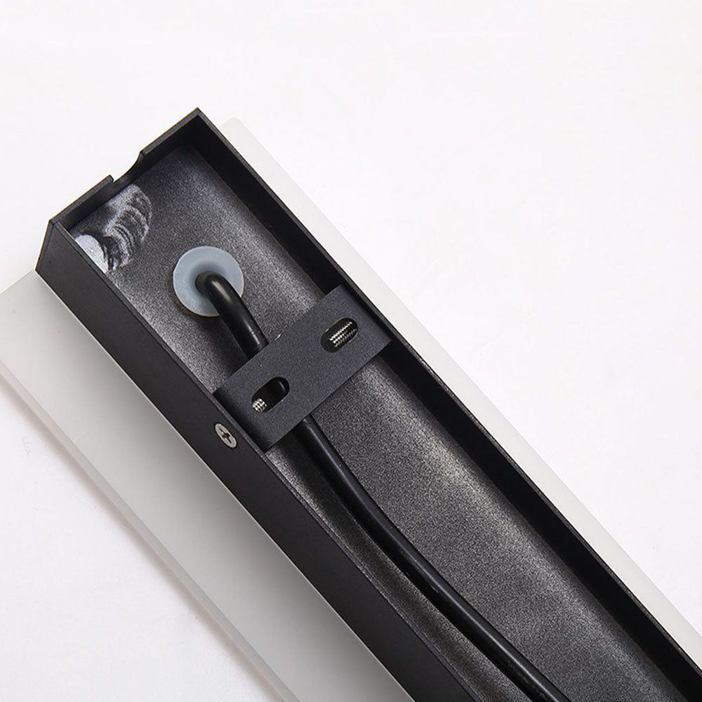 Außenwandleuchte Linear LED | IP65 aus Metall und Acryl | Mit oder Ohne Sensor | 30–200 cm