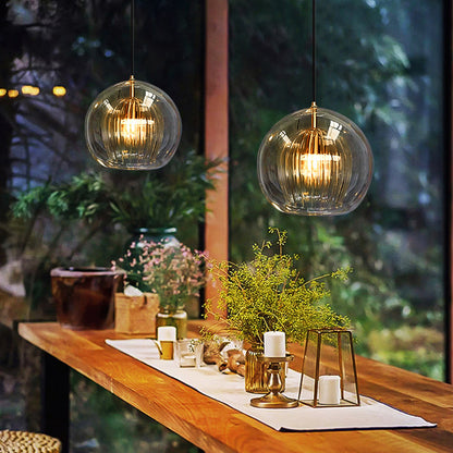 Pendellampa Glaskula | Räfflat Glas i Klart eller Bärnsten | Varmvit LED | Ø 15–24,9 cm