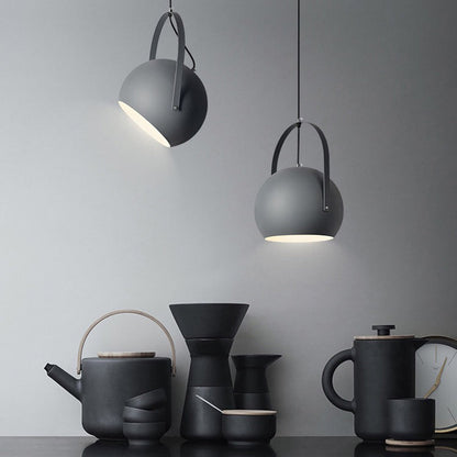 Pendelleuchte Kugel aus Metall | Gelb, Hellblau, Rosa, Dunkelblau oder Grau | Ø 20 oder 25 cm | LED-Lampe inklusive