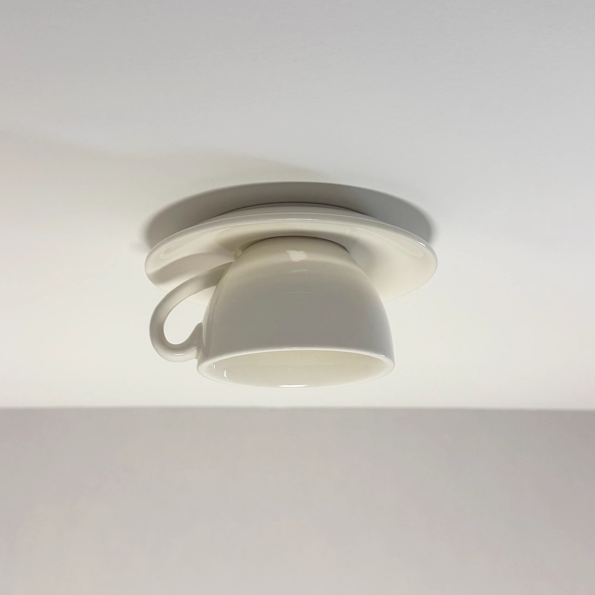 Deckenleuchte Keramik | Kaffeetassenform in 12 Farben | Aufbauleuchte mit LED | Wohnzimmer und Schlafzimmer