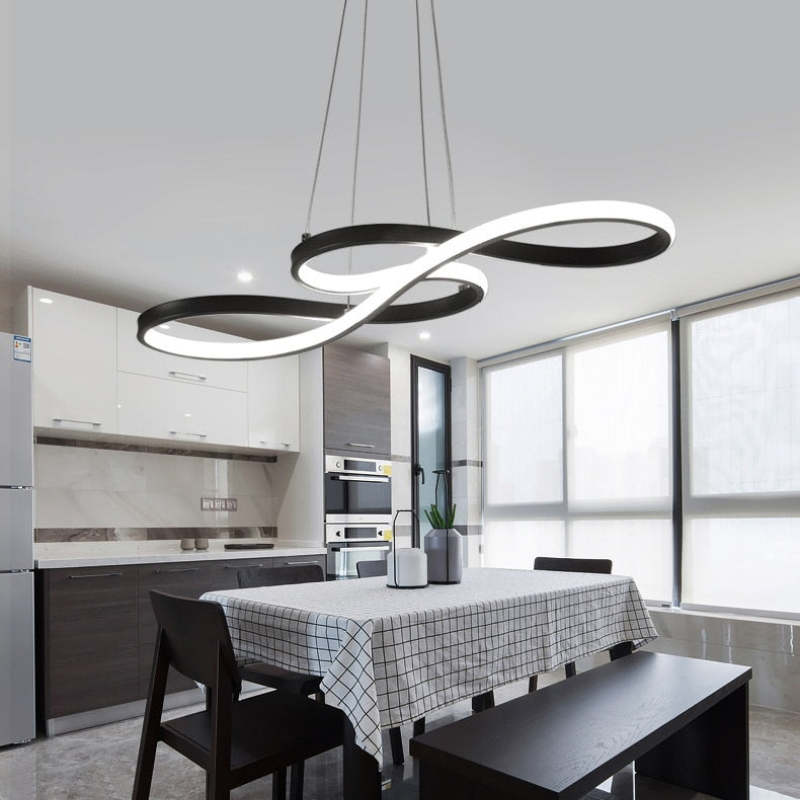 Pendellampa Matbord | Linjär LED Inspirerad av Noter | Svart, Vit eller Guld | 75–100 cm