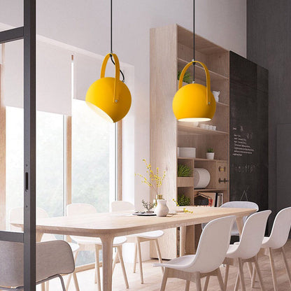 Pendelleuchte Kugel aus Metall | Gelb, Hellblau, Rosa, Dunkelblau oder Grau | Ø 20 oder 25 cm | LED-Lampe inklusive