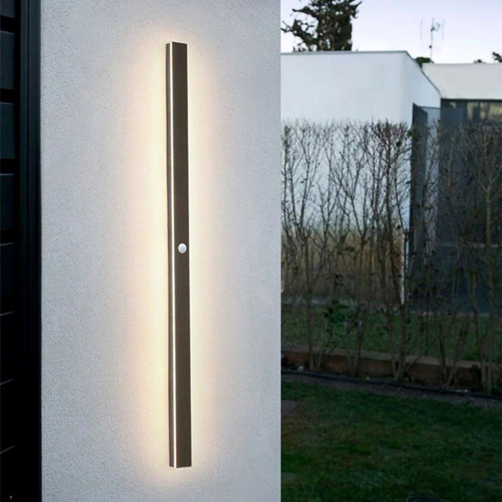Außenwandleuchte LED Linear | Metall und Acryl in Schwarz oder Zementgrau | IP65 | 30–200 cm mit oder ohne Sensor