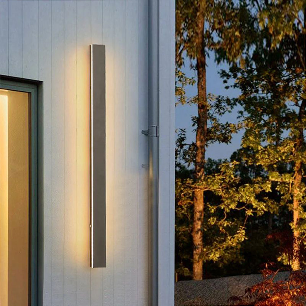 Außenwandleuchte LED Linear | Metall und Acryl in Schwarz oder Zementgrau | IP65 | 30–200 cm mit oder ohne Sensor