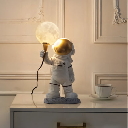 Astronaut LED Bordslampa – Kreativ Bordslampa För Barnrum Med Varm Belysning - 4