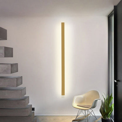 Vägglampa Sovrum | Linjär LED i Guld, Svart eller Vit | Metall och Akryl | 60–120 cm