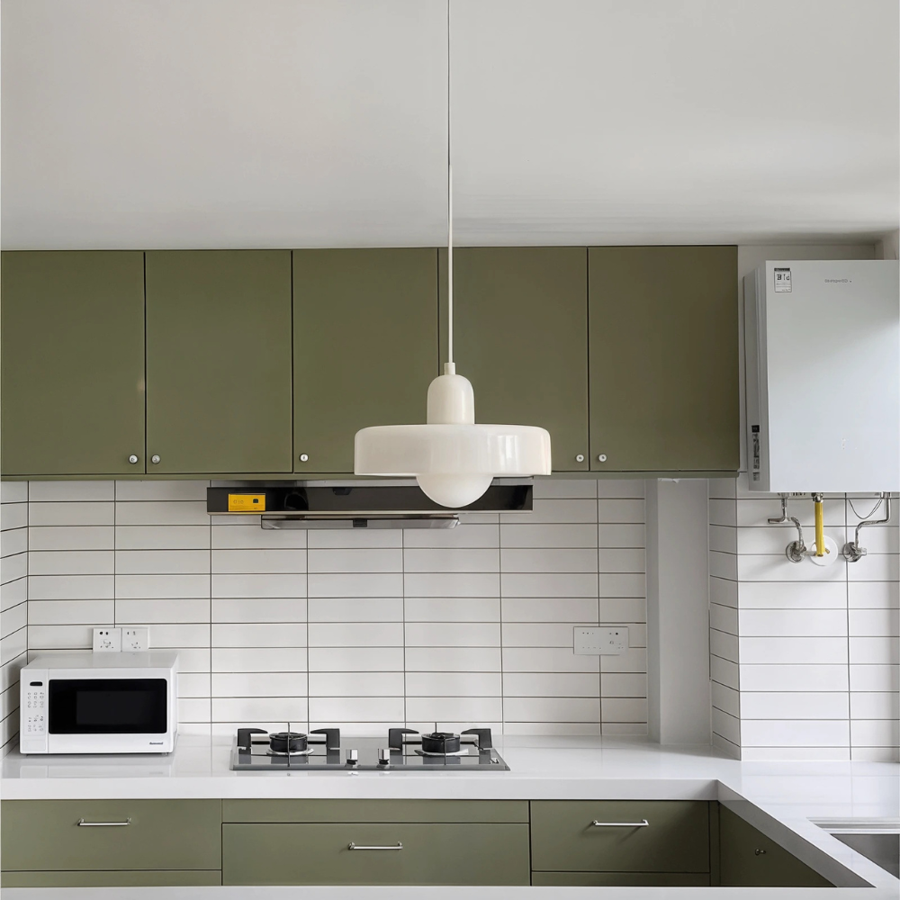 Fjolyn | Taklampa i Bauhaus-inspirerad Färgat Glas för Inomhusbruk