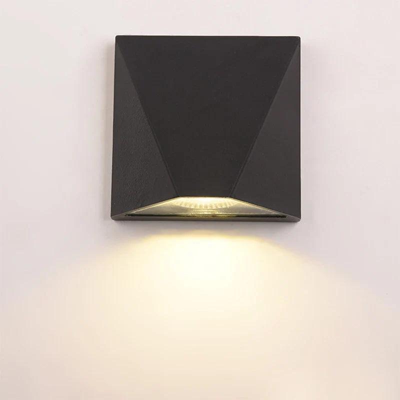 Utomhusvägglampa Svart LED 5W | Kubisk Aluminium Vattentät | IP65 | Modern Fasadbelysning