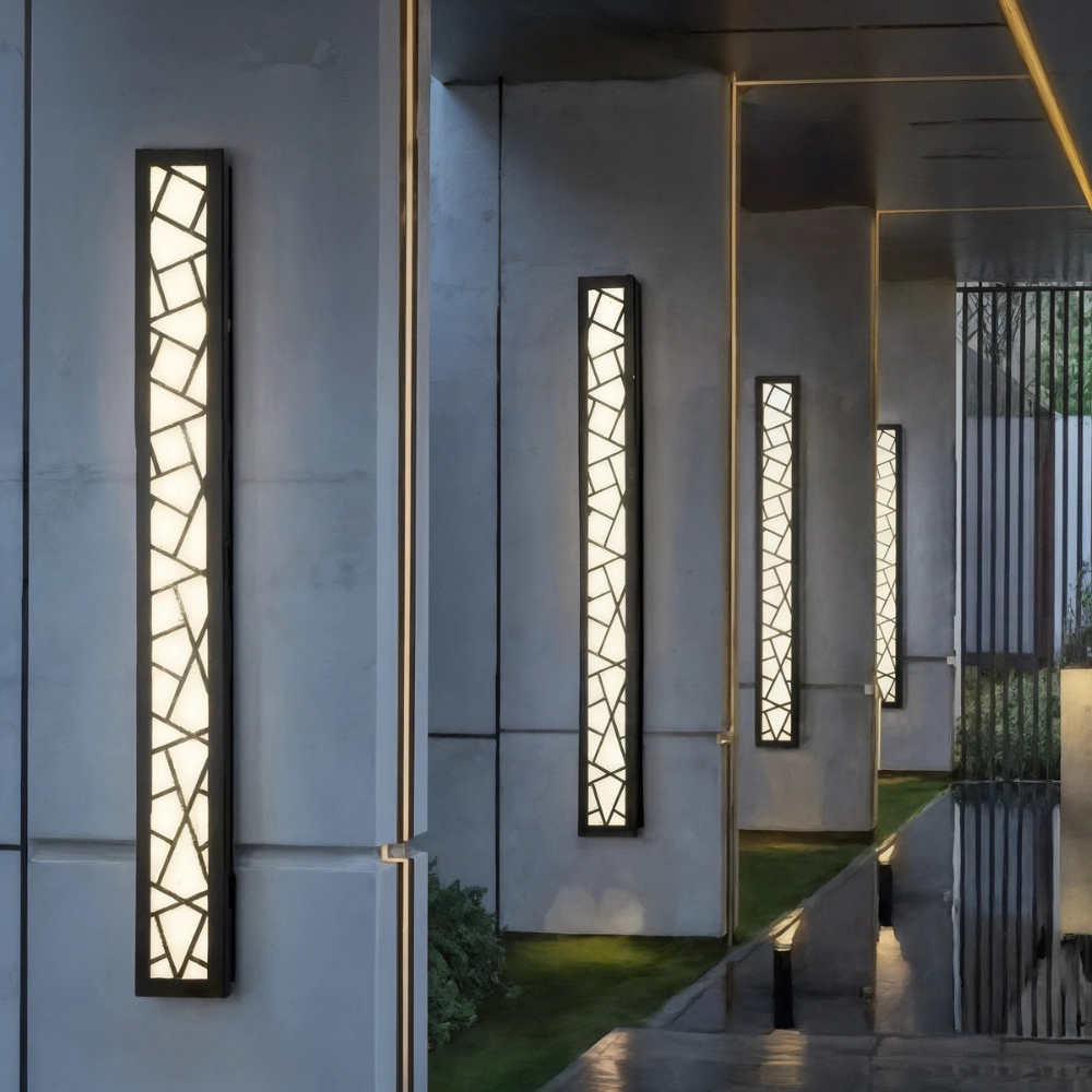 Lustry | Elegant Vägglampa för Utomhusbruk 0