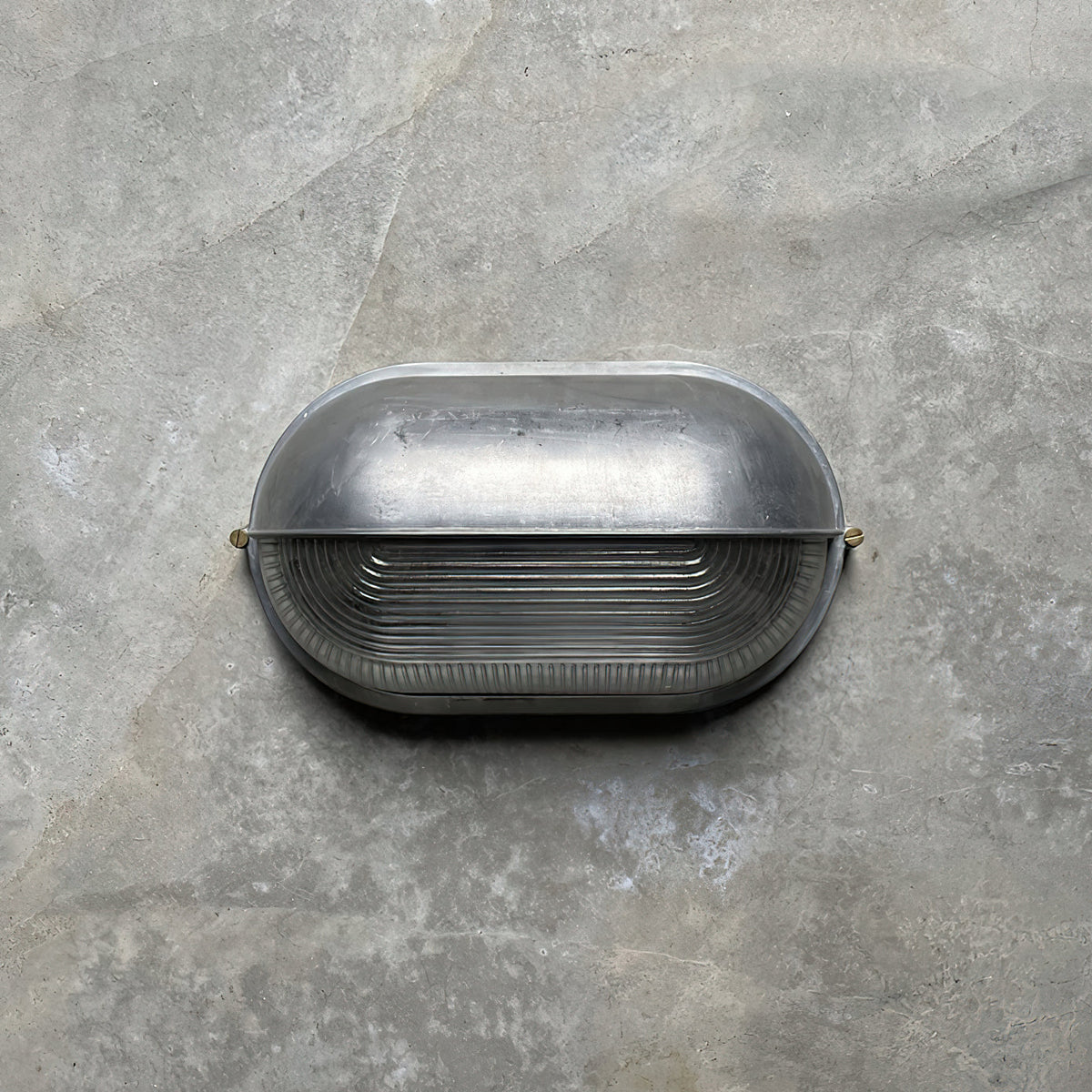 Außenwandleuchte aus Metall und Glas | Oval oder Rund | Silber oder Gold | IP65, Warmweiße LED-Lampe Inklusive