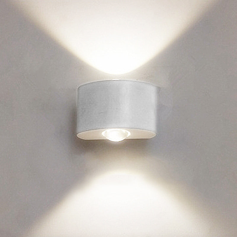 Nylora | Robust Hållbar Utomhusvägglampa LED 0