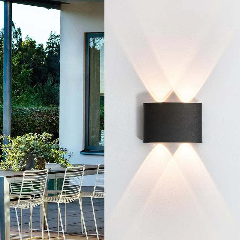 Nylora | Robust Hållbar Utomhusvägglampa LED 18