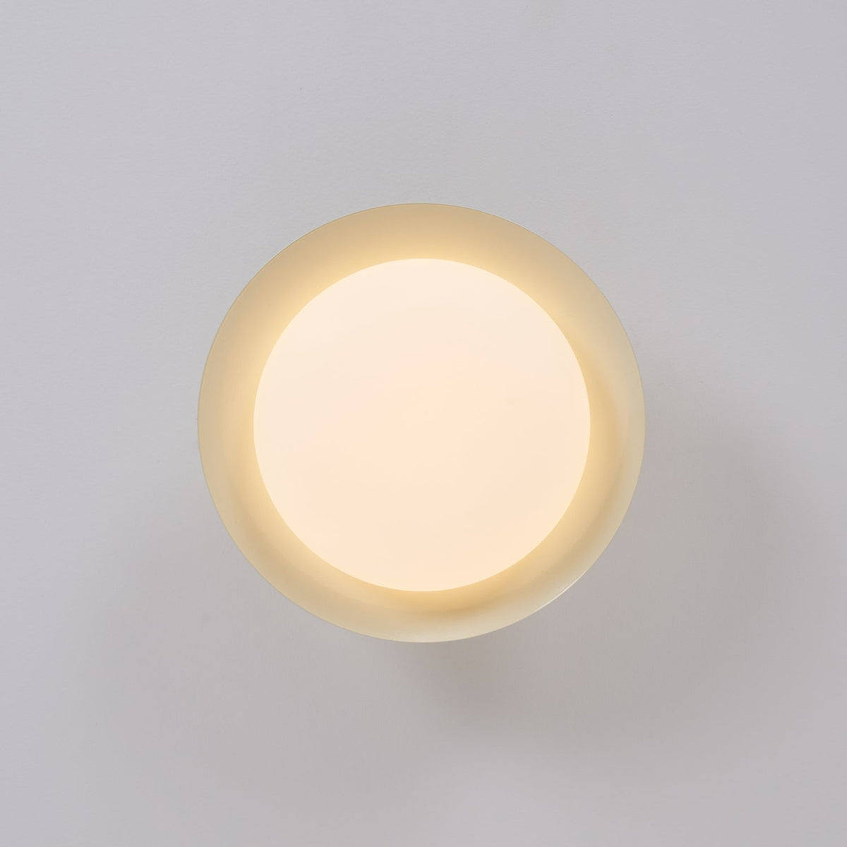 Deckenleuchte LED im Retro-Stil | Schalenförmige Deckenlampe in Braun, Grün, Beige oder Chrom | Dimmbar oder 3 Lichtfarben