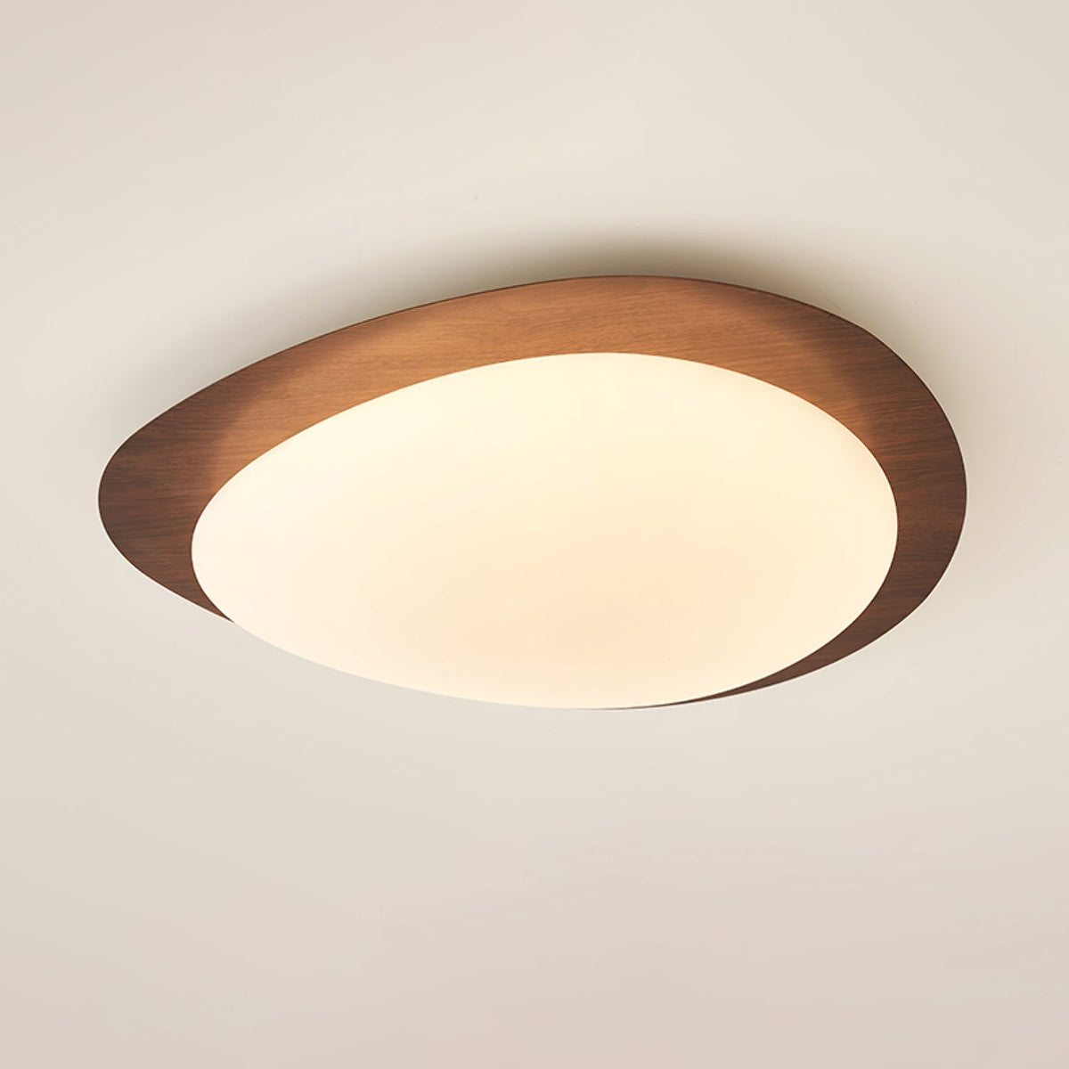 Taklampa Plafond i Stenform | Trämönster i Valnöt eller Ljust Trä | Varmvit eller Kallvit LED | Ø 30–58 cm