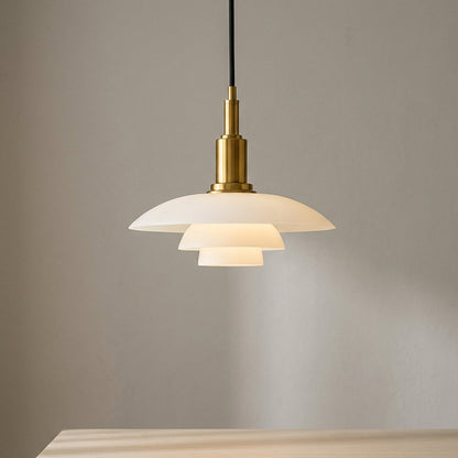 Pendellampa i Glas och Metall | Tre Skärmar | Skandinavisk Klassisk Design