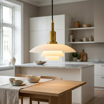 Pendellampa i Glas och Metall | Tre Skärmar | Skandinavisk Klassisk Design