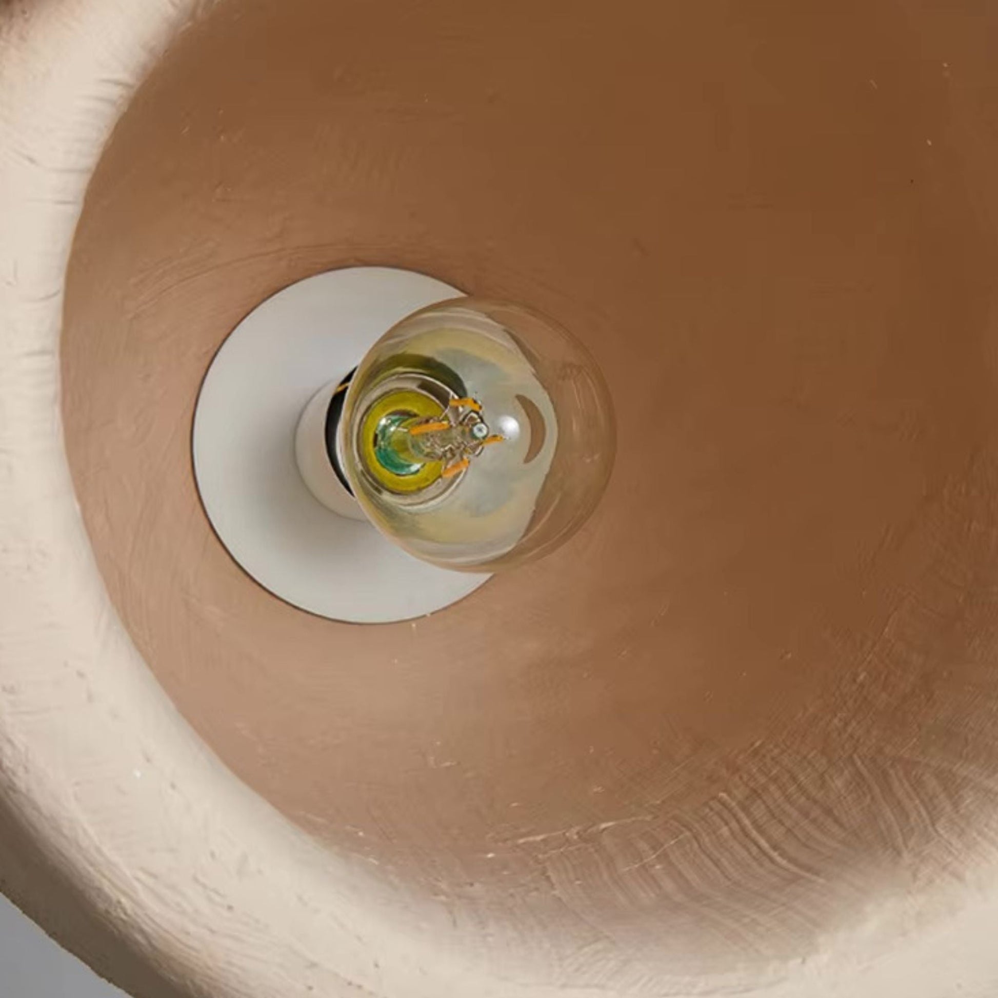 Pendellampa i Stenliknande Material | Organisk Form | Wabi-Sabi-Design