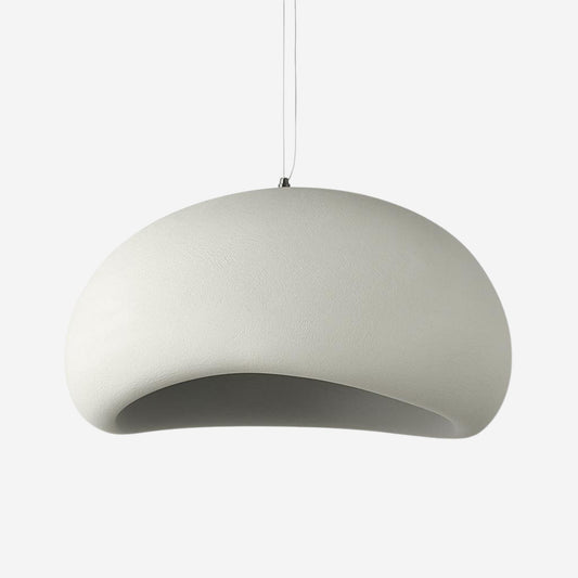 Pendellampa i Stenliknande Material | Organisk Kupol | Japandi-design