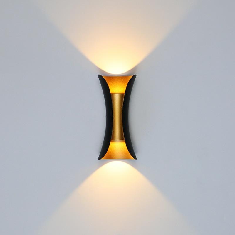 Utomhusvägglampa LED med dubbla strålkastare | IP65 | 6–30 W | svart, vit eller svart och guld