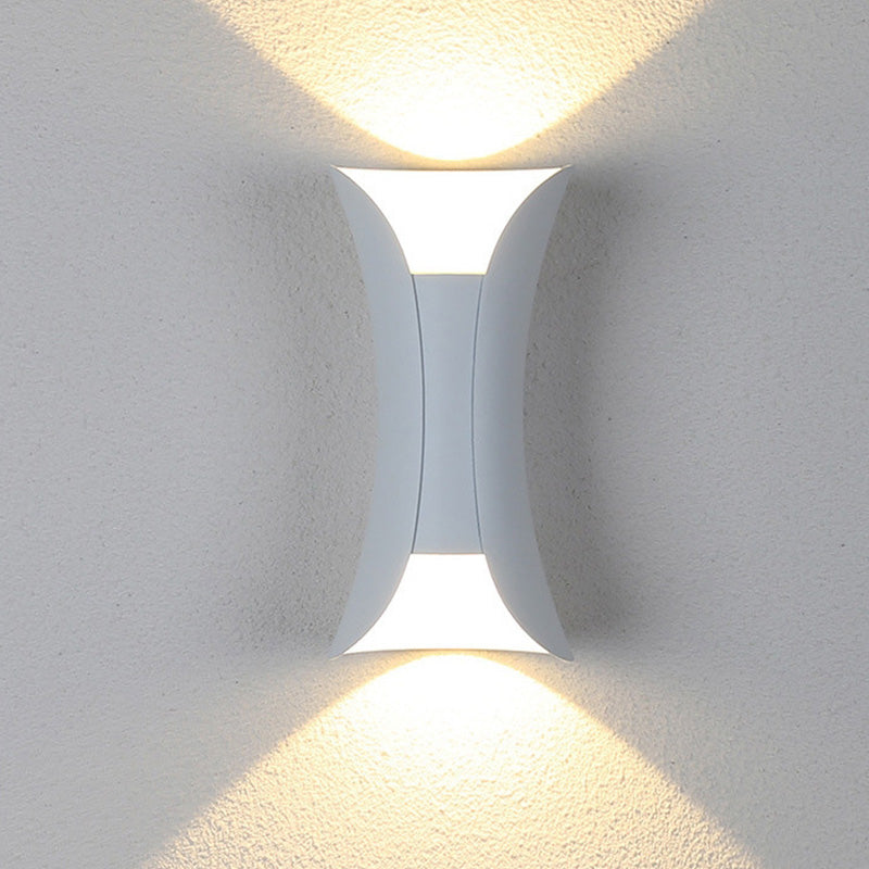 Utomhusvägglampa LED med dubbla strålkastare | IP65 | 6–30 W | svart, vit eller svart och guld
