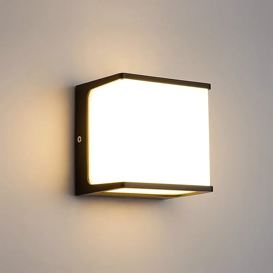 Utomhusvägglampa Kub LED 8W | Frostad Akryl Aluminium | Vattentät IP65 | Varmvitt Modern