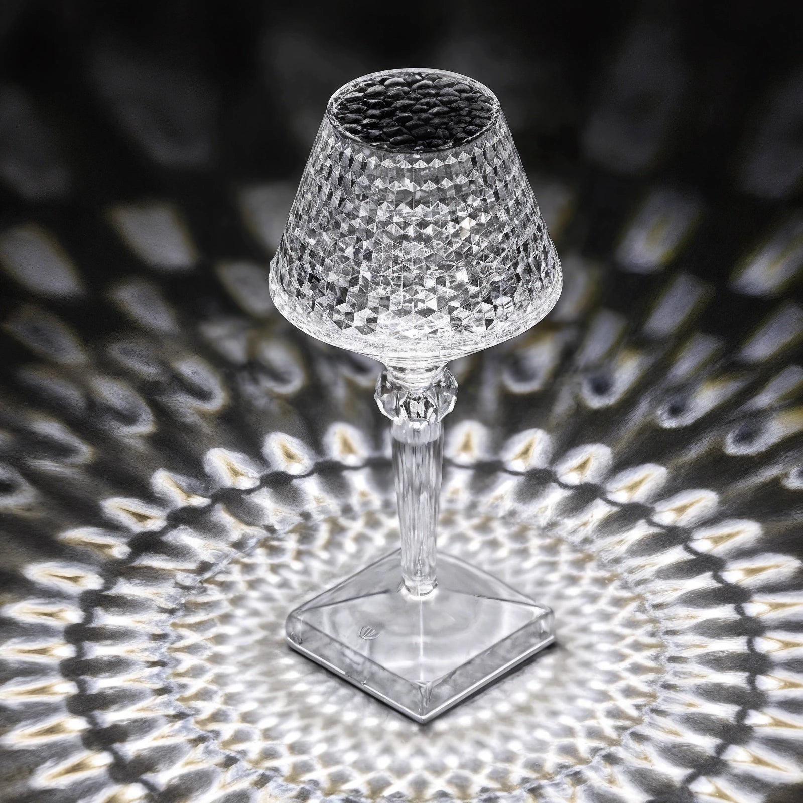 Sparkle Liten Bordslampa - Elegant LED Bordslampa Med Varm Belysning För Inomhusbruk - 1