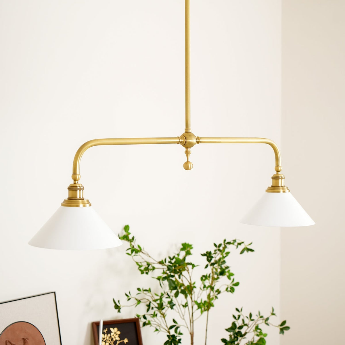 Pendellampa i Retrostil med 2 Skärmar | Aluminium eller Keramik | L 102 cm | För Köksö och Matbord