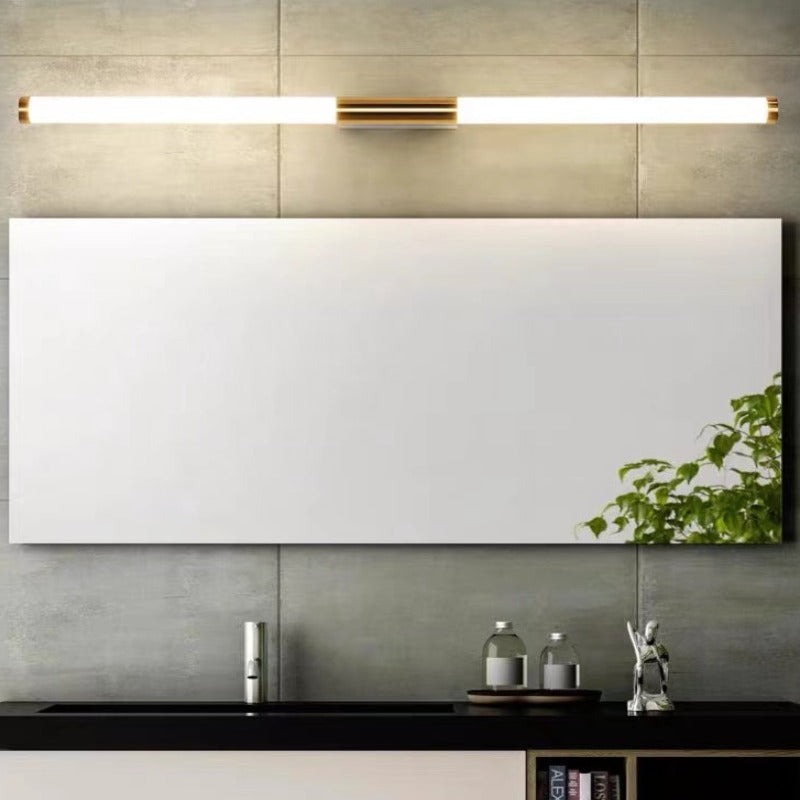 Vägglampa i Metall & Akryl | Linjär LED-stav | Guldfärgad finish
