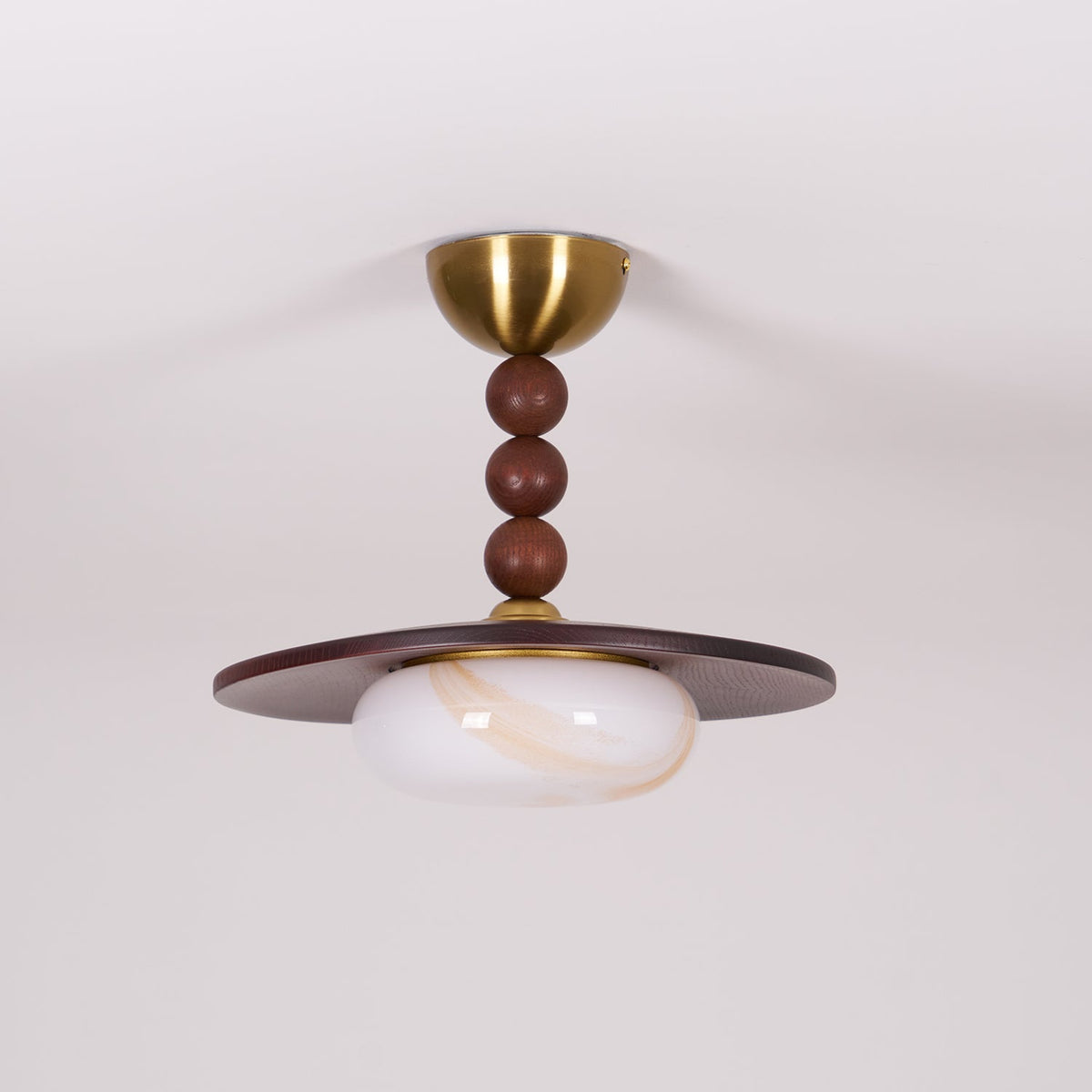 Deckenleuchte aus Walnussfarbenem Holz | Alabaster-Imitat und Messing | Warmweiß oder Dimmbare LED | Ø 36 cm