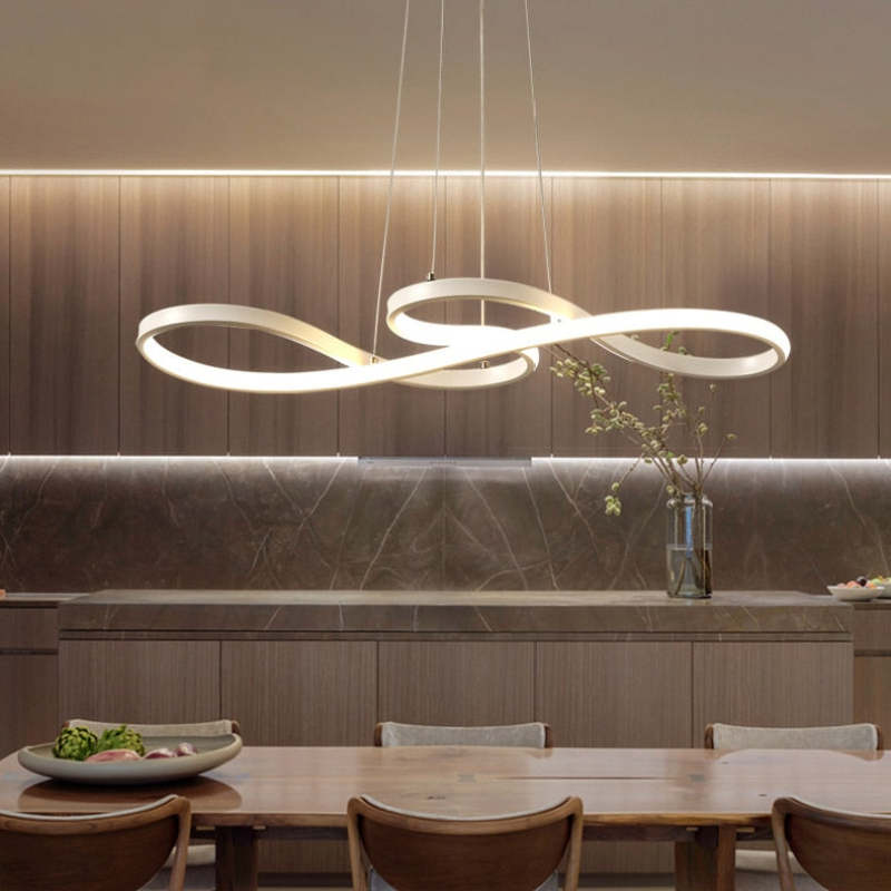 Pendellampa Matbord | Linjär LED Inspirerad av Noter | Svart, Vit eller Guld | 75–100 cm