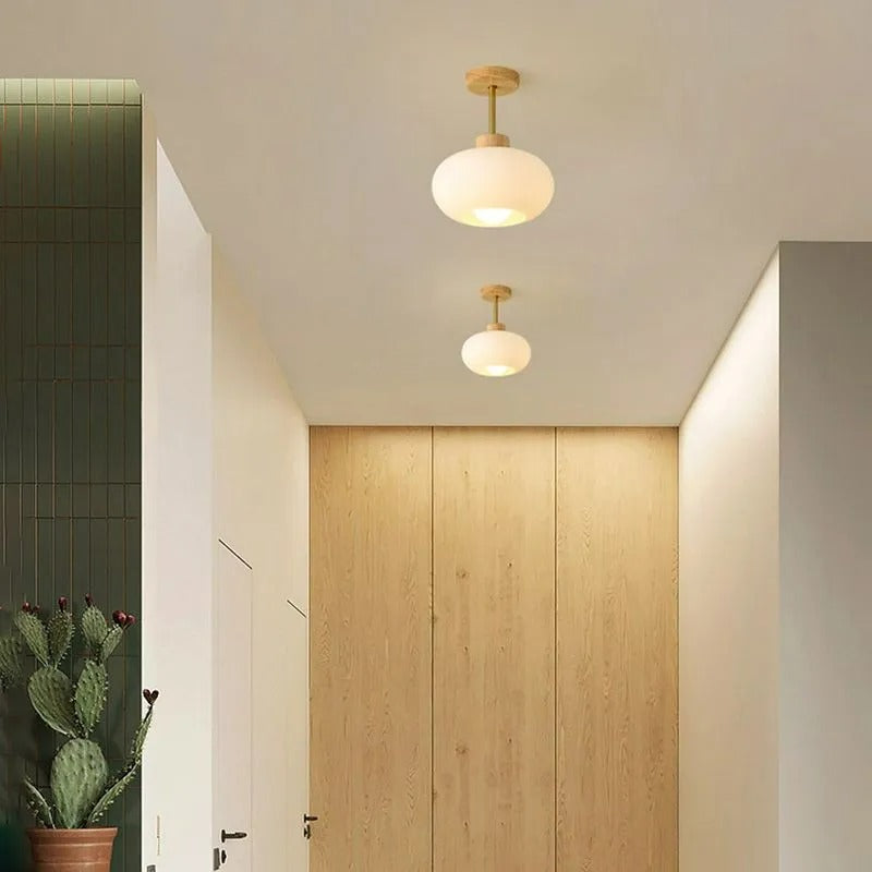 Deckenleuchte aus Holz und Glas | Kuppelförmige Deckenlampe mit weißem oder orangem Glas | Ø 22,9 oder 27,9 cm