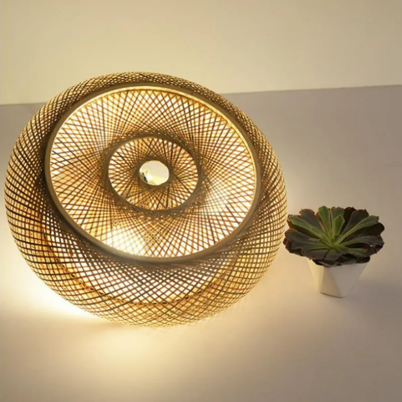 Deckenleuchte aus Rattan | Geflochtene Deckenlampe mit Schirm aus Naturmaterial | Warmweißes Licht | Wohnzimmer und Schlafzimmer