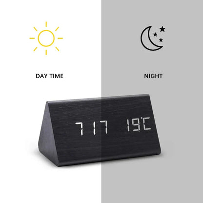 Väckarklocka med röststyrning i minimalistisk design