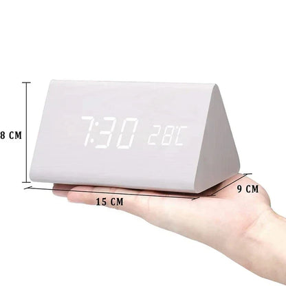 Minimalistisk LED-väckarklocka i skandinavisk stil