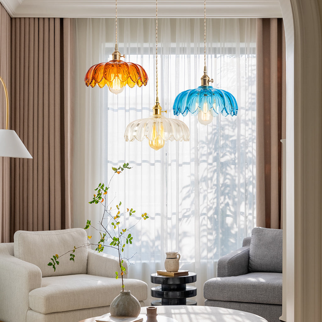 Transparent glaskupa på pendellampa med E27-sockel