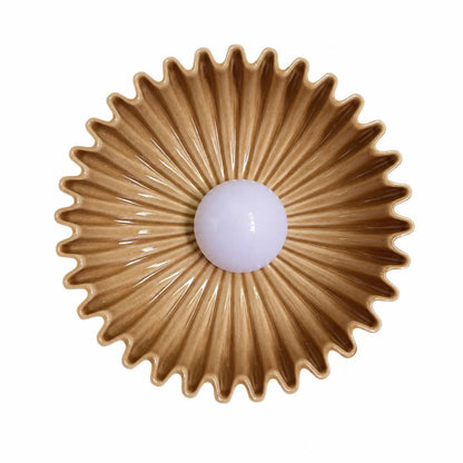 Måttbild av blomformad vägglampa med 25 cm diameter