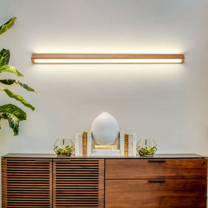Wandleuchte aus Holz und Acryl | Lineare LED | Japandi-Design